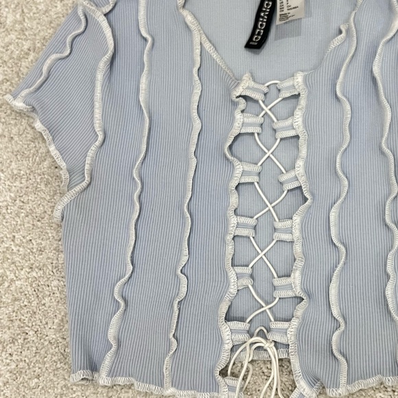 BABY BLUE CROP TOP - Picture 4 of 4